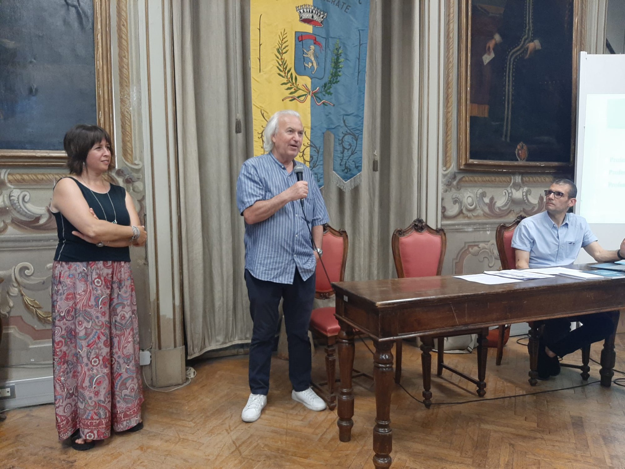 PremiazioniMostraFotoLibera__5_.jpeg (518 KB)