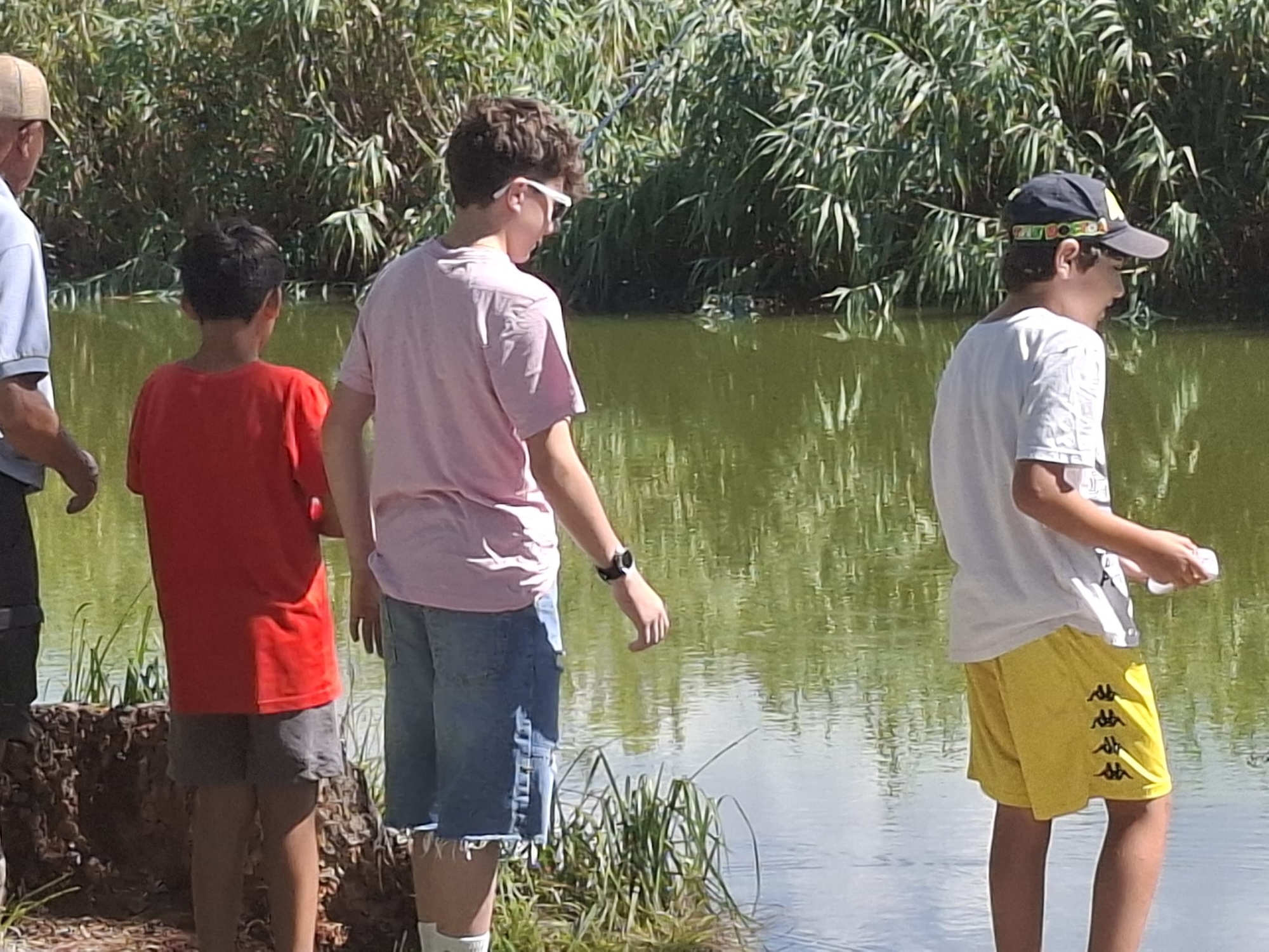 Bimbi_pesca_sartirana8.jpeg (838 KB)