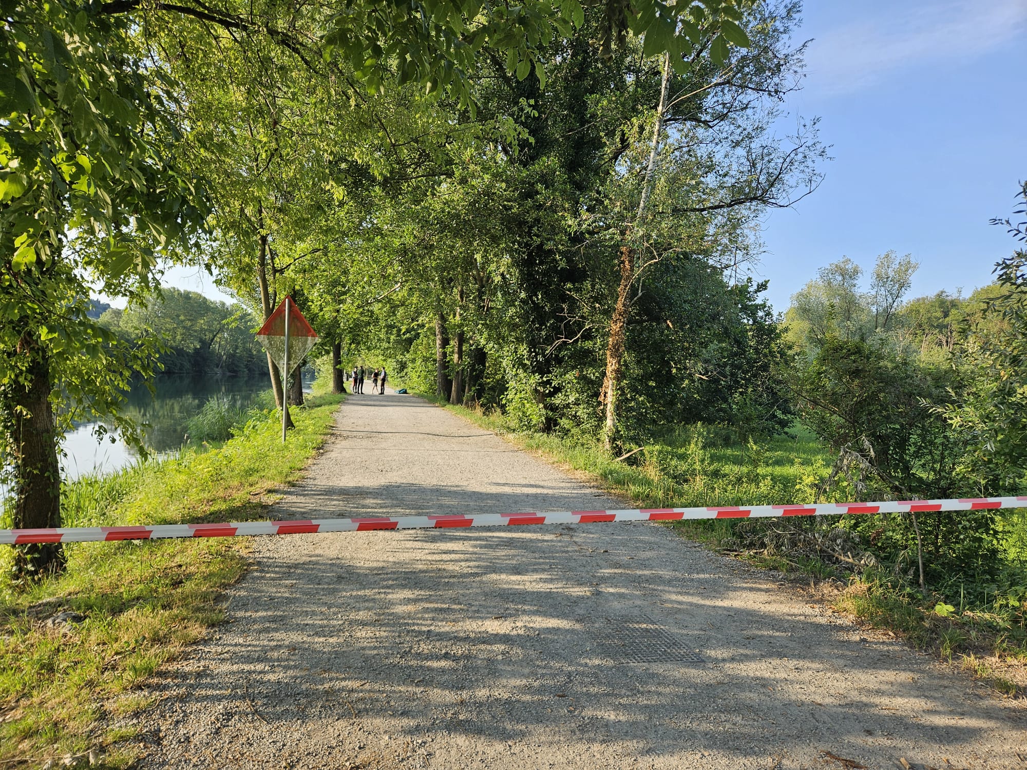 Brivio_RecuperoCadavere3.jpg (893 KB)