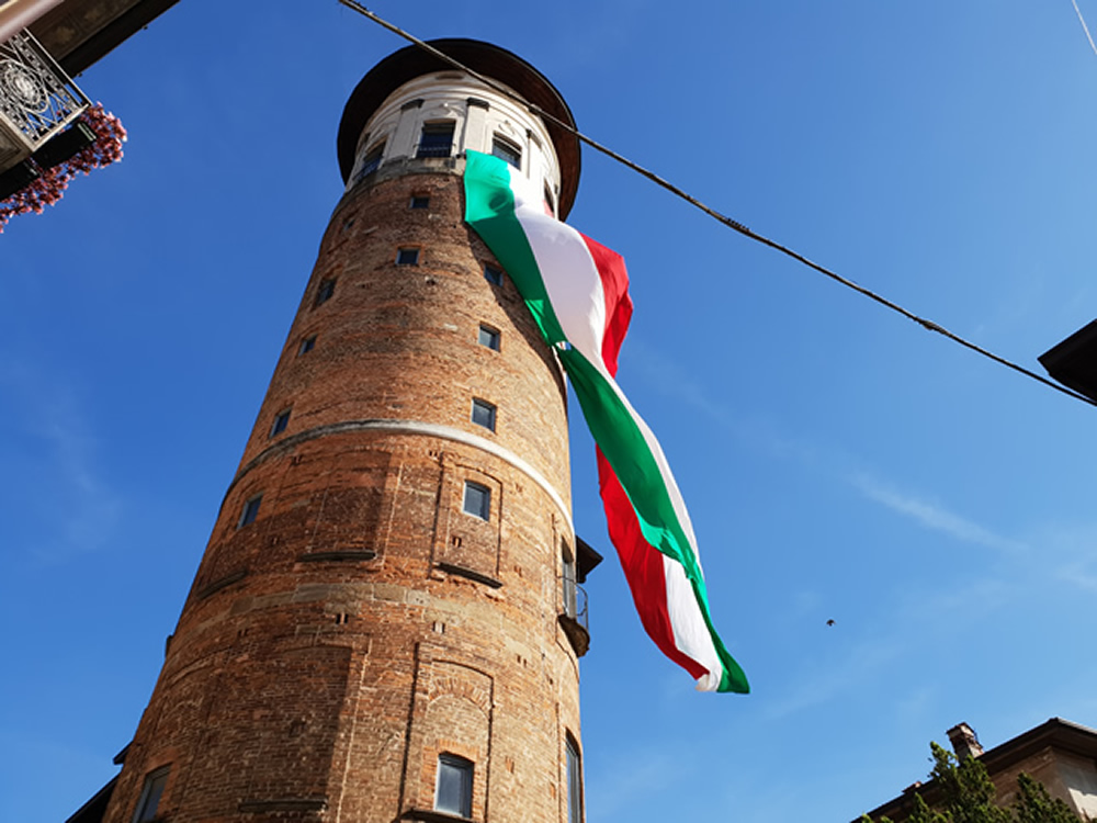 CastelloInterventoSindaco.jpg (198 KB)