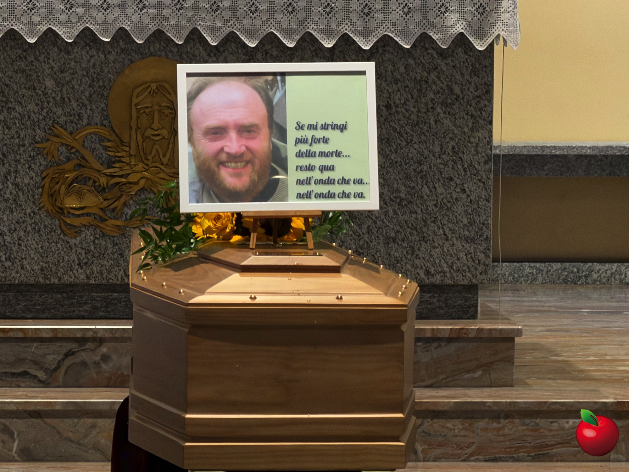 Funerale_Gino_Sala4.jpg (583 KB)