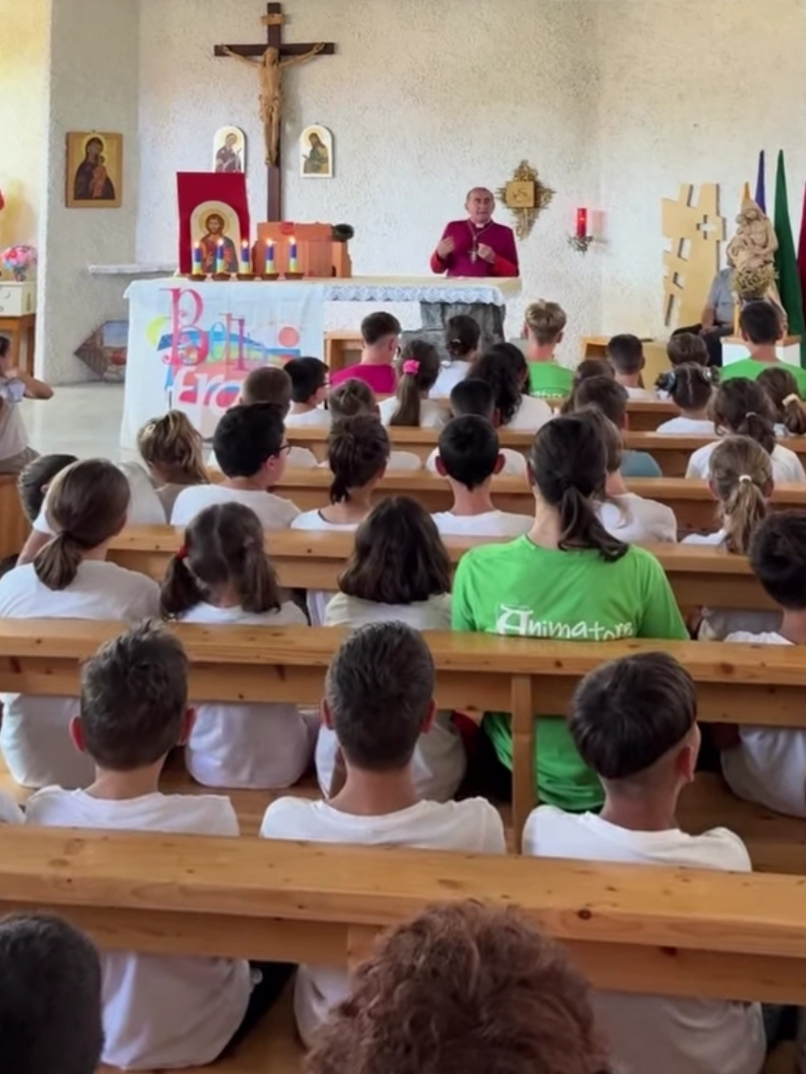 OsnagoOratorioVisitaDelpini__4_.jpg (428 KB)