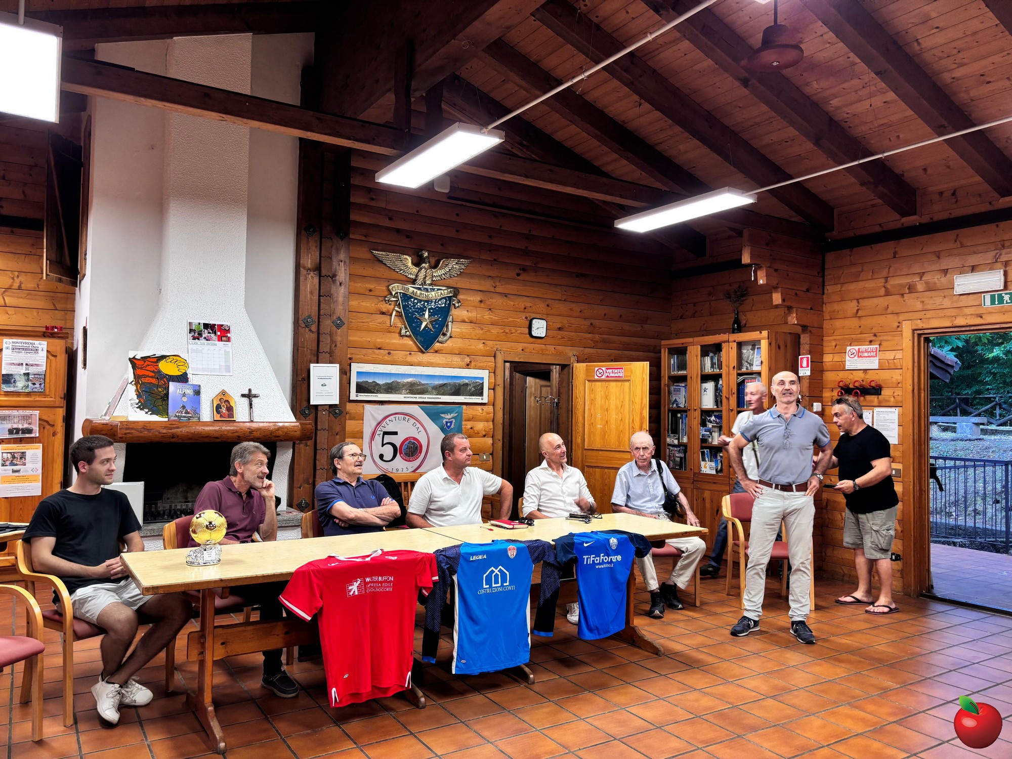 mtv_presentazione_squadra__2_.jpg (775 KB)