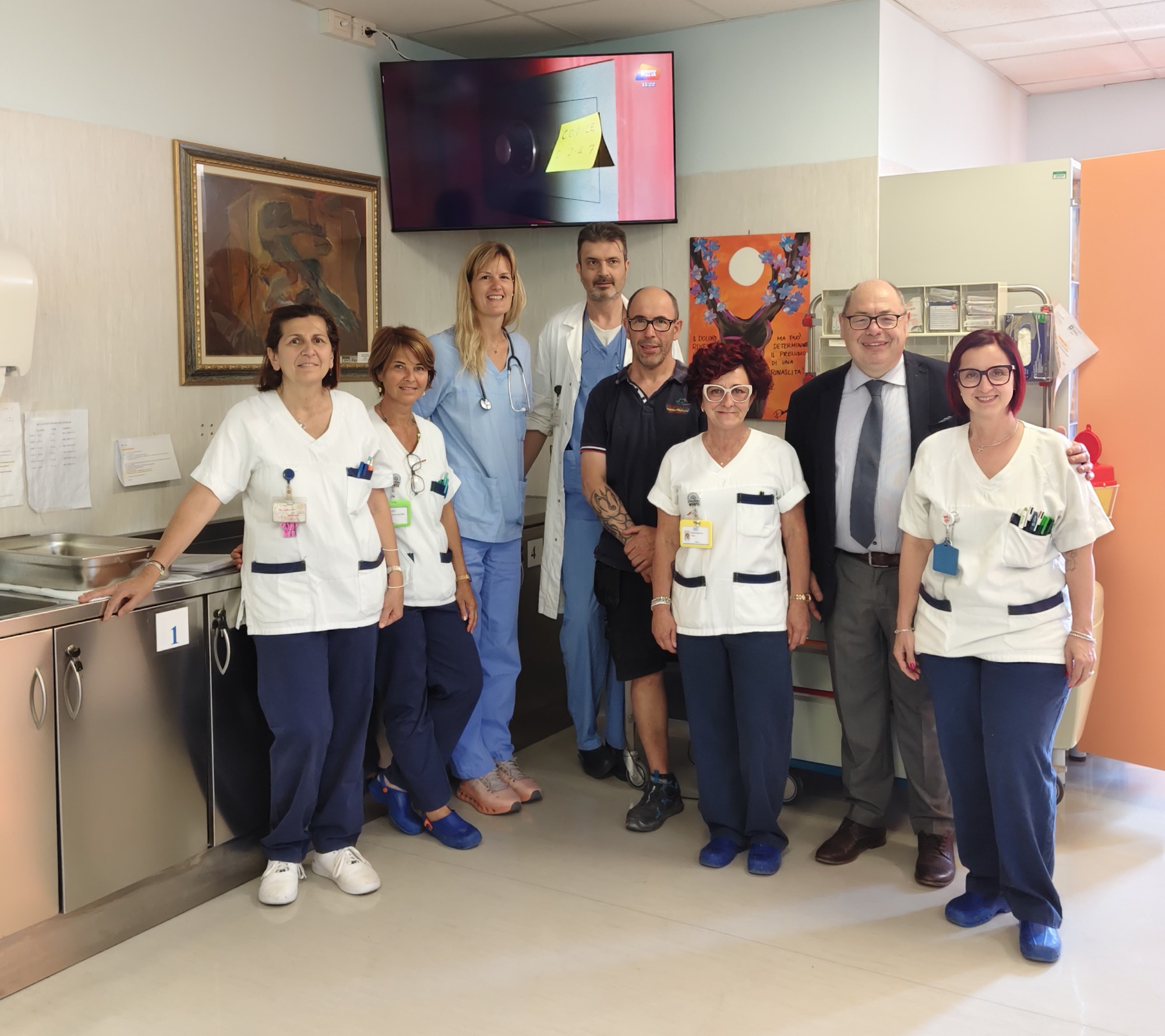 ASST_Lecco_-_Donazione_DH_Oncologico1.jpg (441 KB)