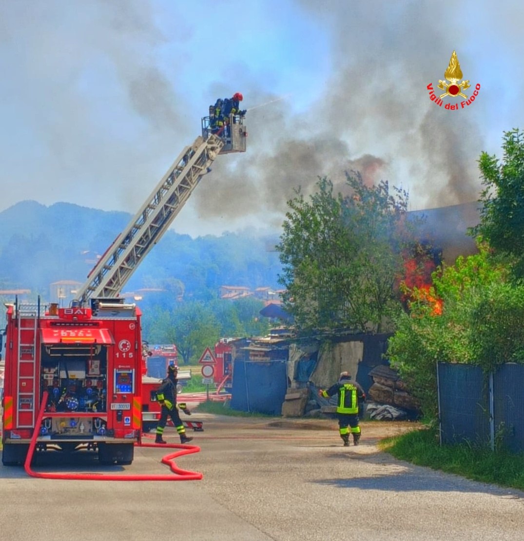 BeverateAziendaIncendio2.jpg (190 KB)