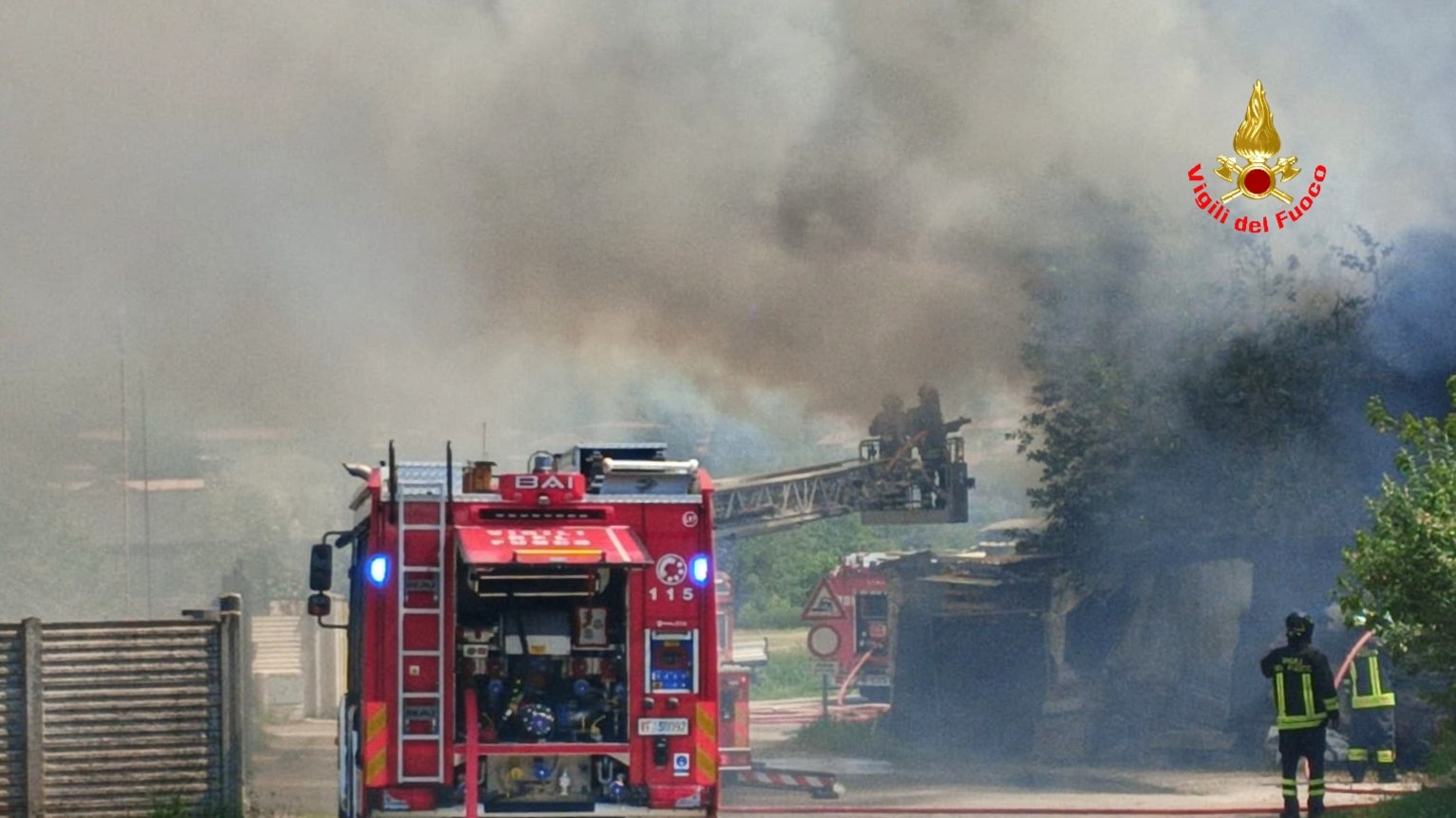BeverateAziendaIncendio5.jpg (174 KB)