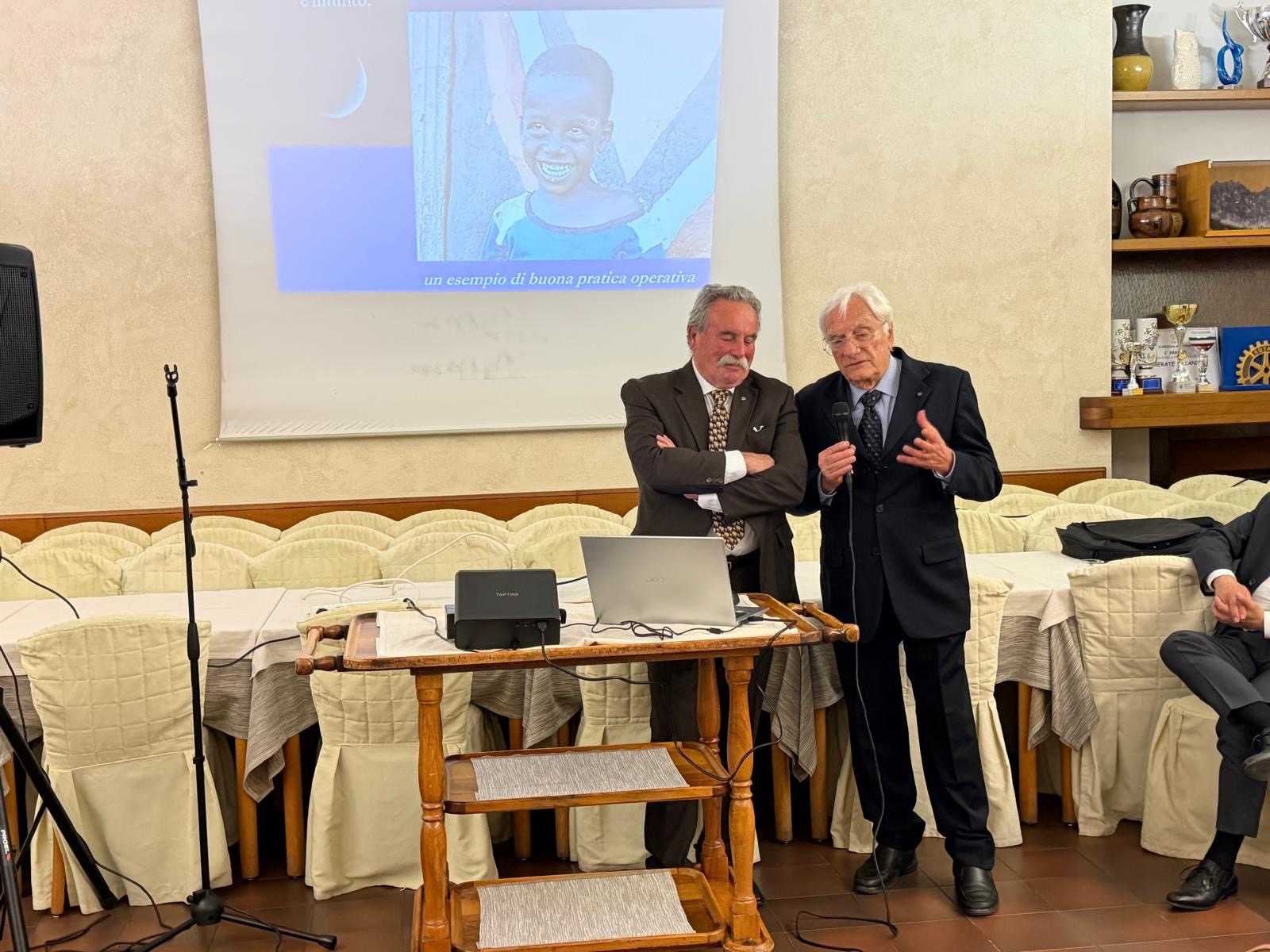 CenaRotaryBollini__7_.jpeg (302 KB)