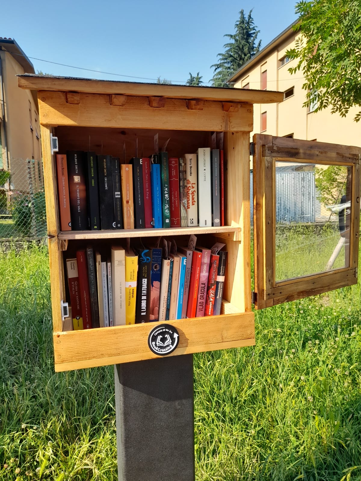 MerateBookcrossingCasetta7.jpg (378 KB)
