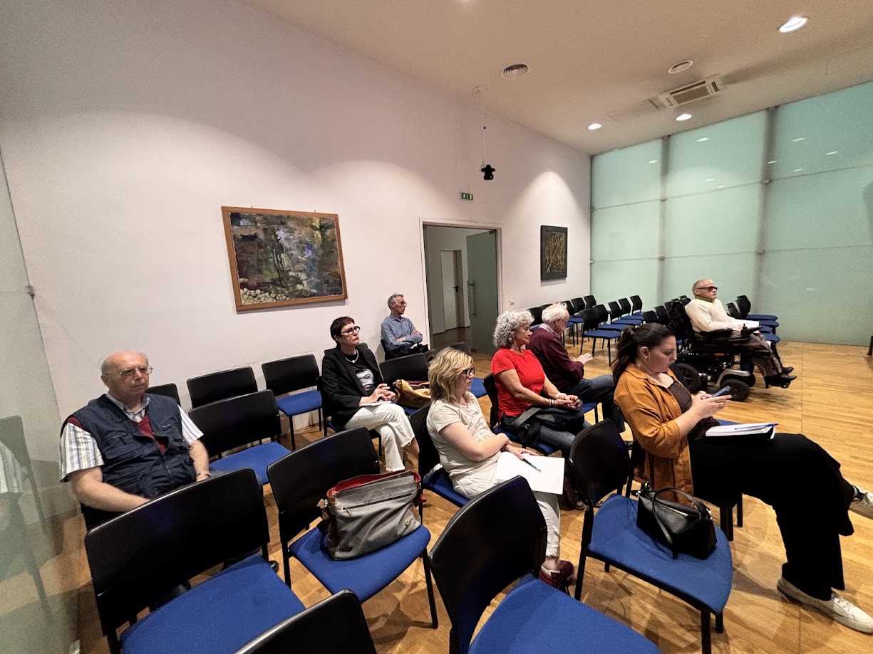 MerateConsultaAssociazioniSociale3.jpg (260 KB)