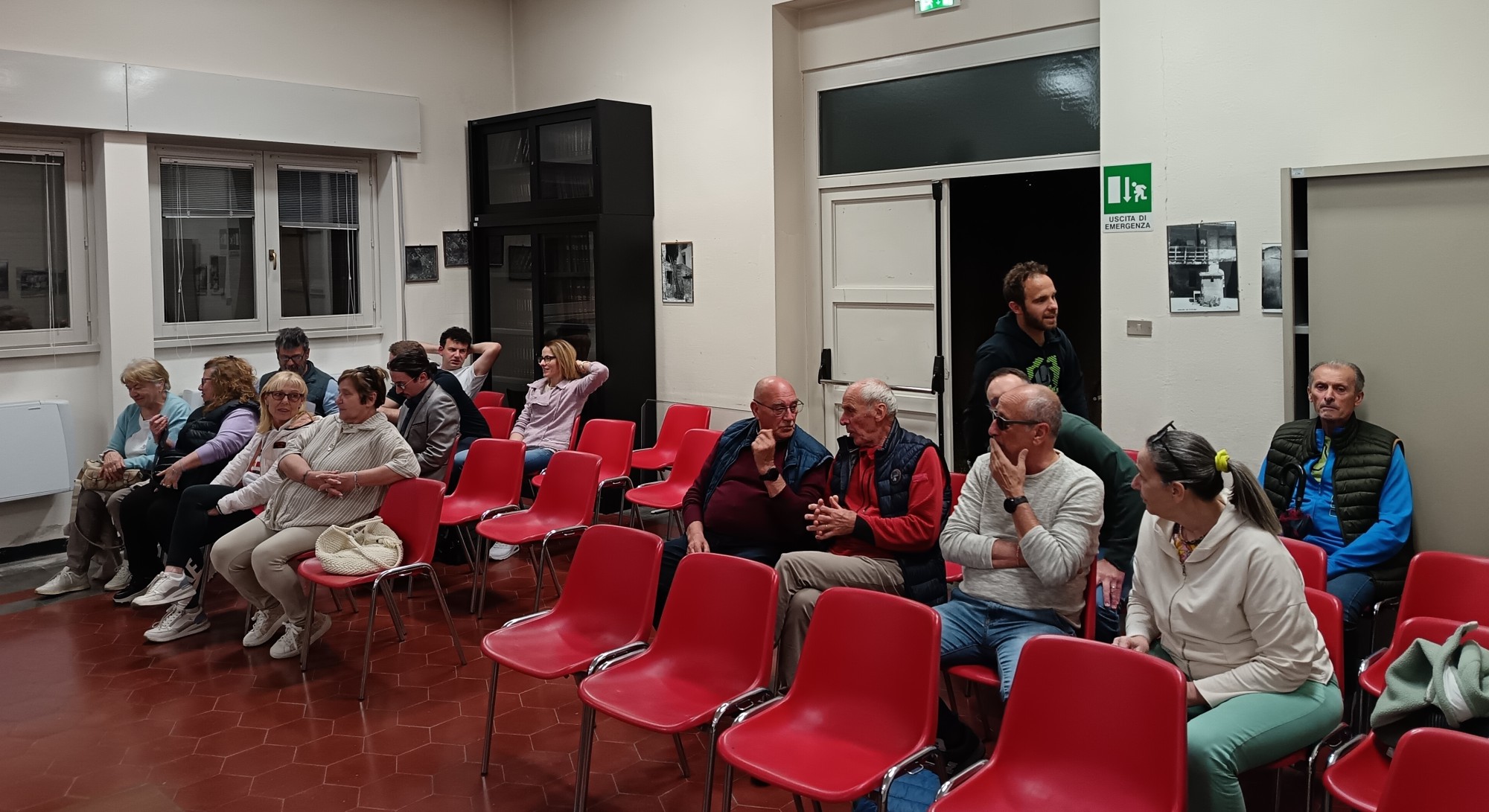 ProLoco_Airuno_assemblea1.jpg (385 KB)