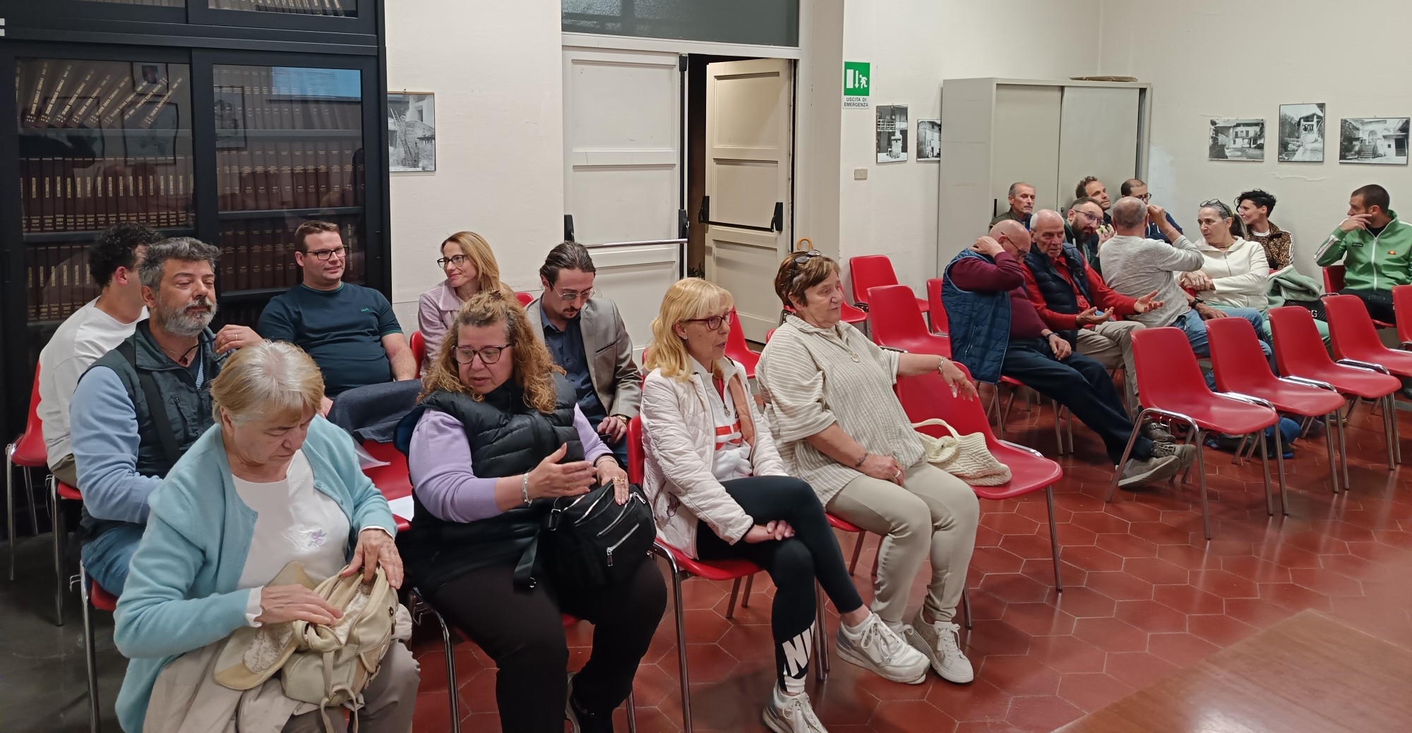 ProLoco_Airuno_assemblea2.jpg (418 KB)