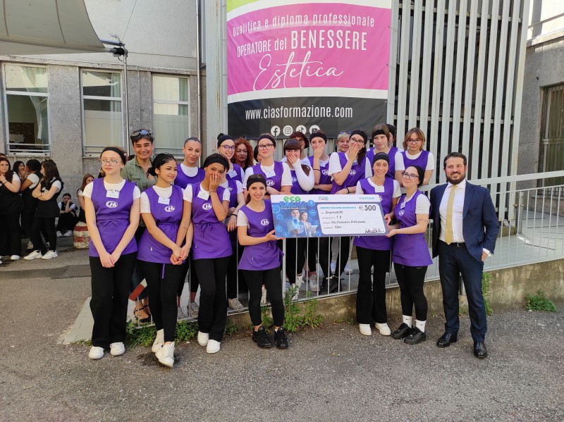 premiazione_acinque.jpg (165 KB)