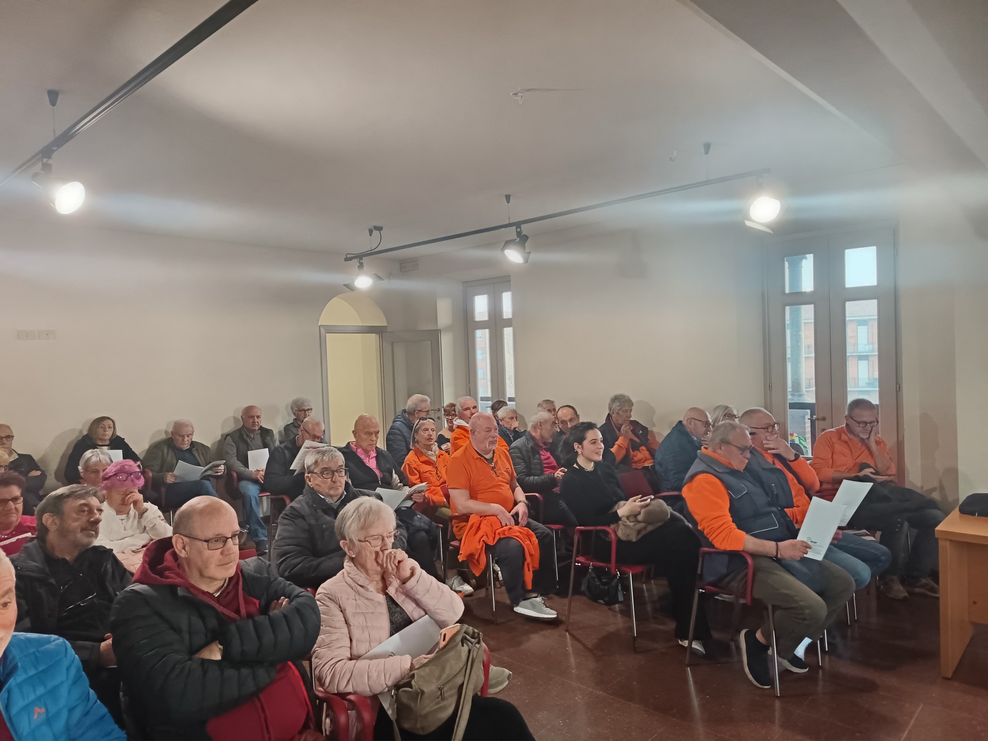 Auser_Paderno2.jpg (384 KB)