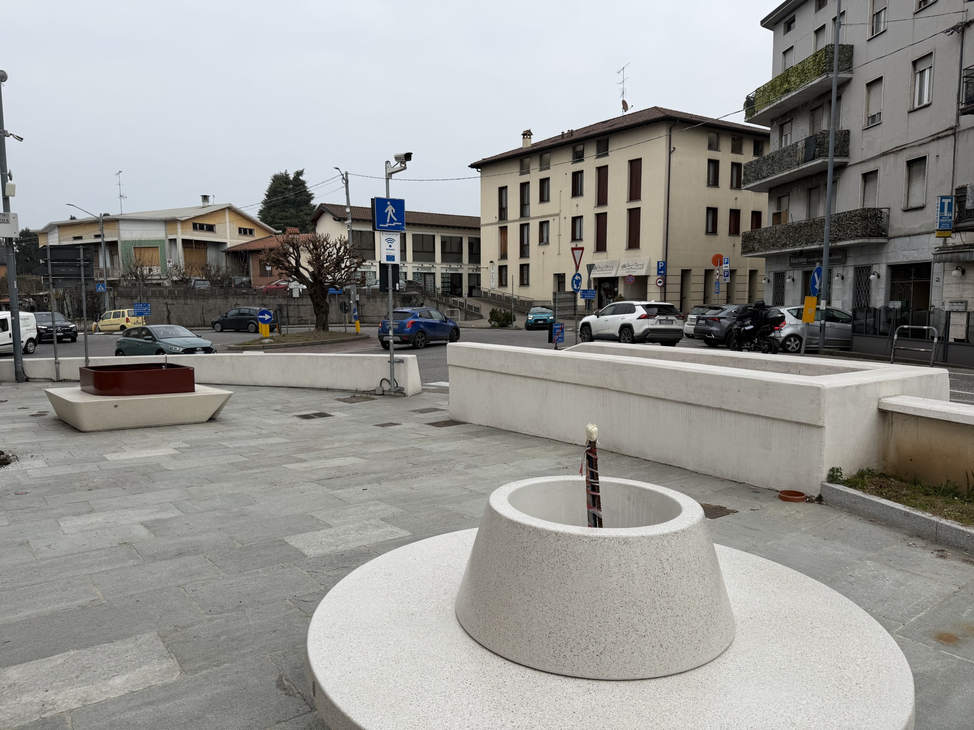 Calco_342_marciapiede2.jpeg (685 KB)