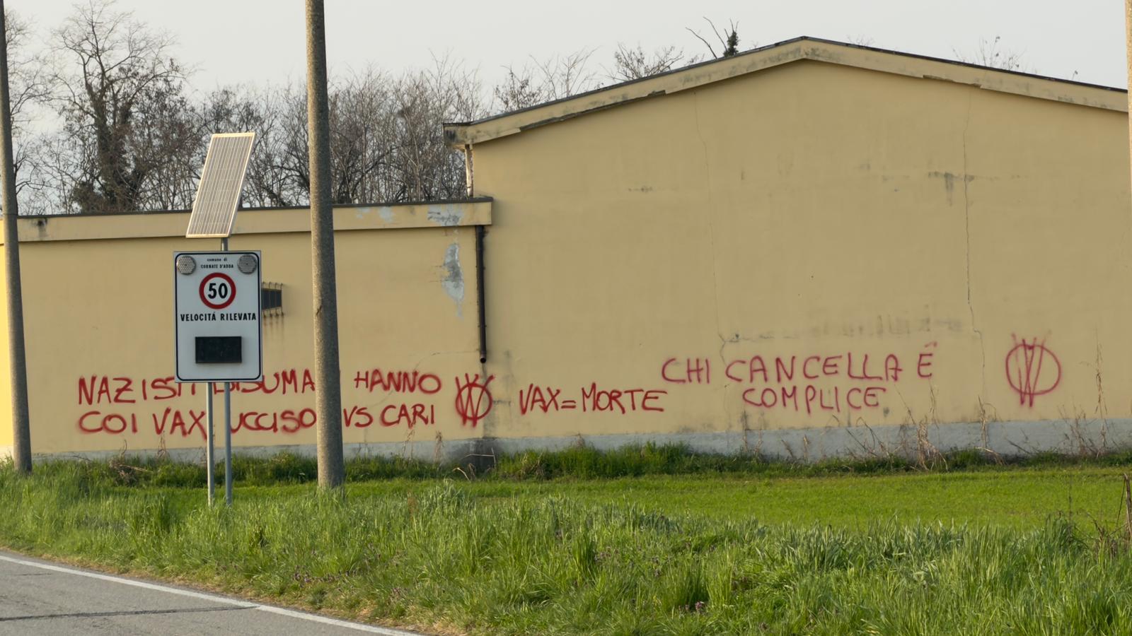 Cornate_scritte_cimitero6.jpg (179 KB)