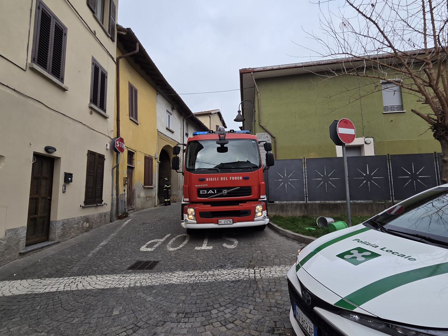 LomagnaTEttoPericolante.jpg (507 KB)