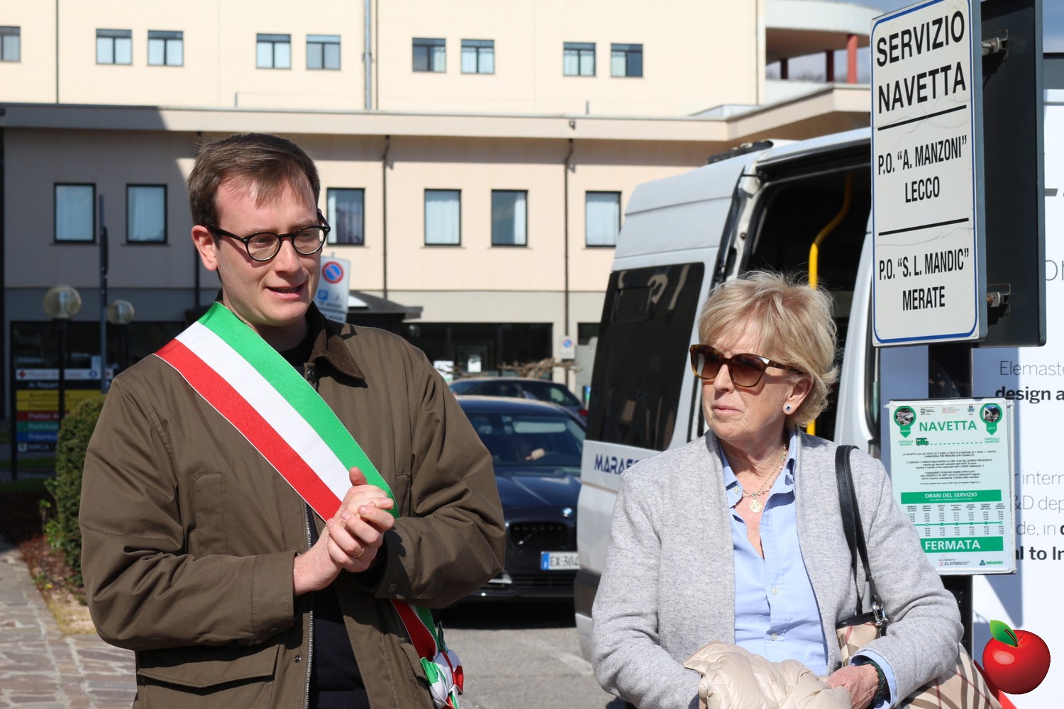 MandicInaugurazioneNavettaH__5_.jpg (327 KB)