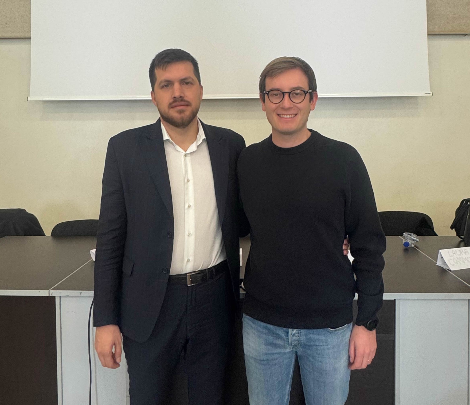 MerateAssembleaIstitutoLiceo4.jpg (452 KB)