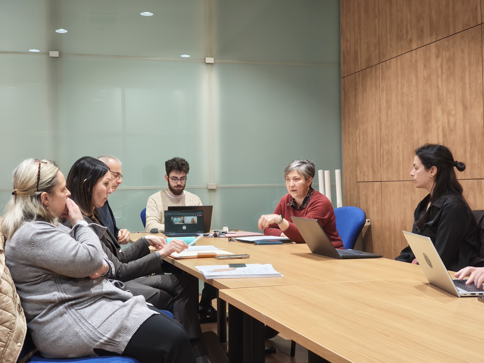 MerateCommissioneServiziPersona__2_.jpg (448 KB)