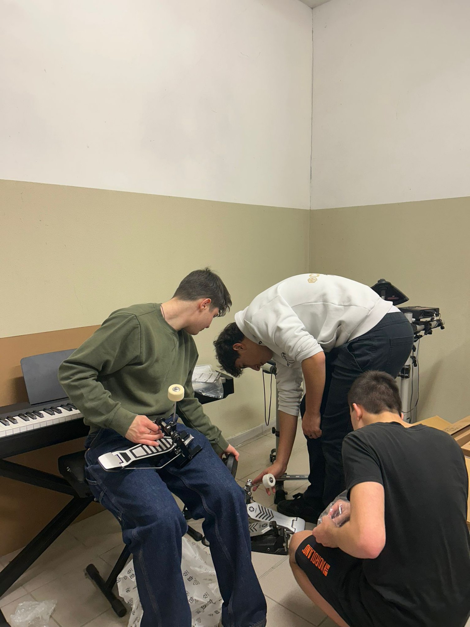 MerateGruppoMusicaFondazione__5_.jpeg (358 KB)