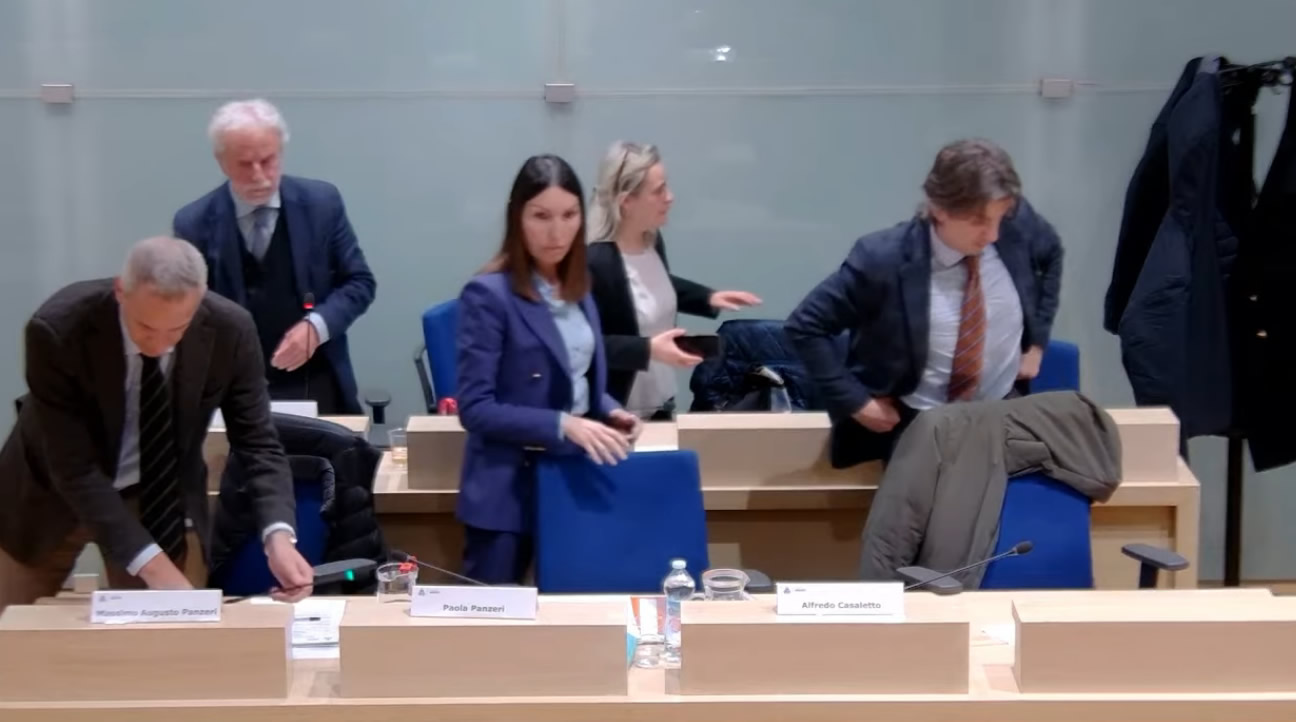 MerateScontroGiardino3.jpg (106 KB)