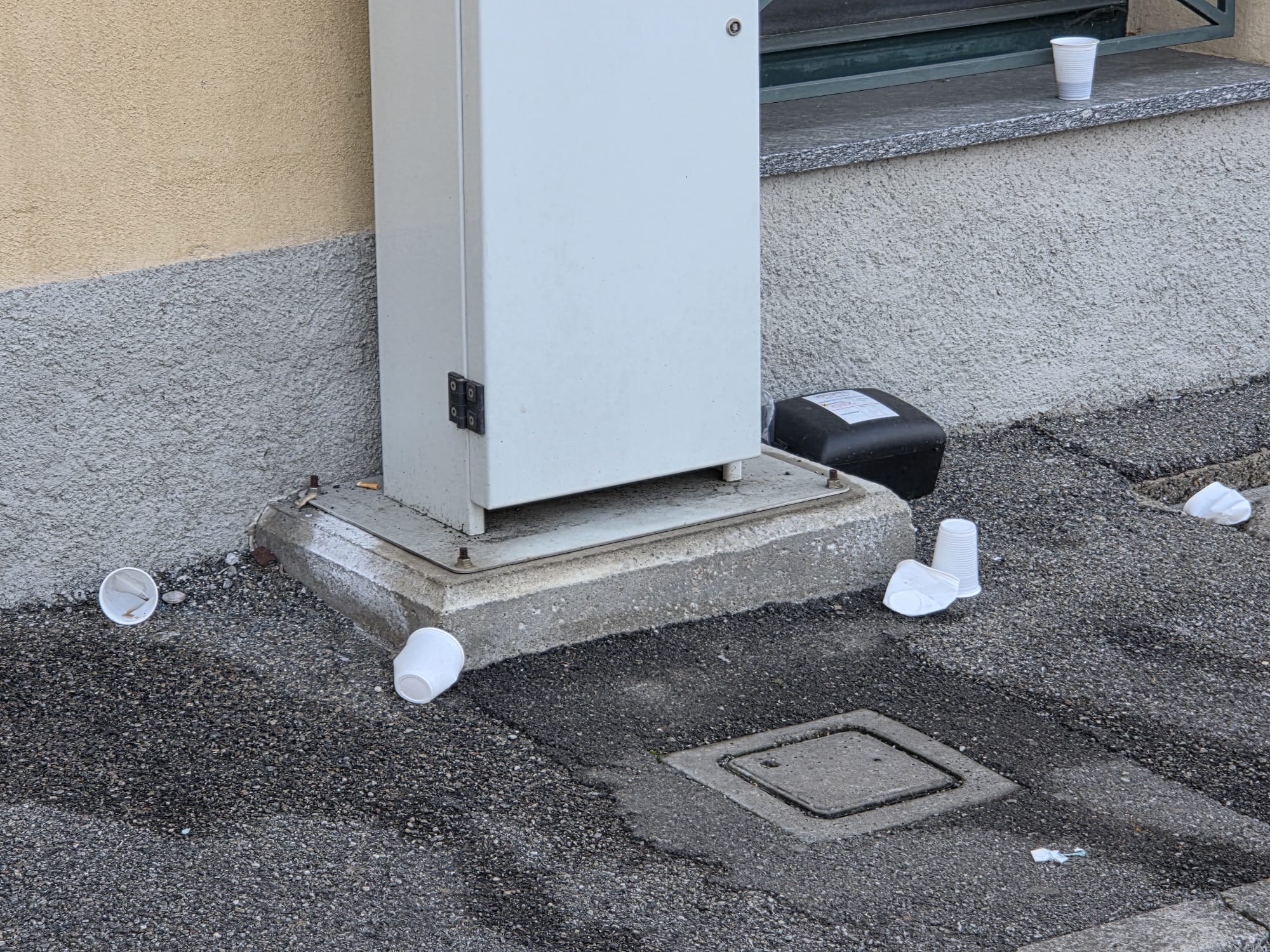 MerateSporcoPioazza1.jpg (652 KB)