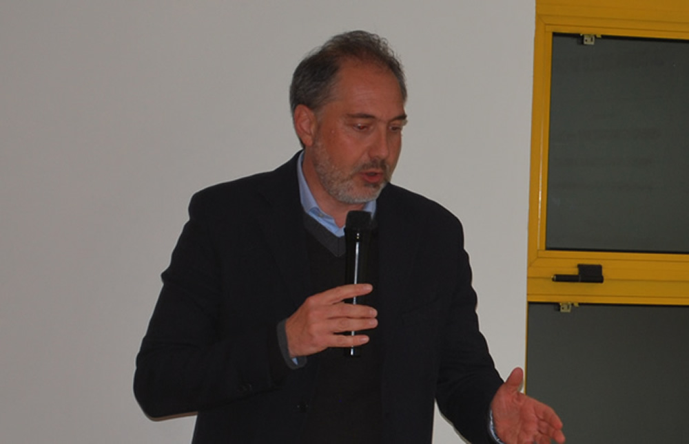 MottaStefano.jpg (80 KB)