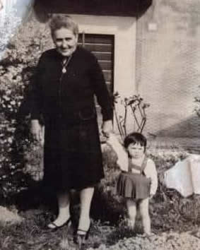 NonnaLuisaRicorrenza.jpg (14 KB)
