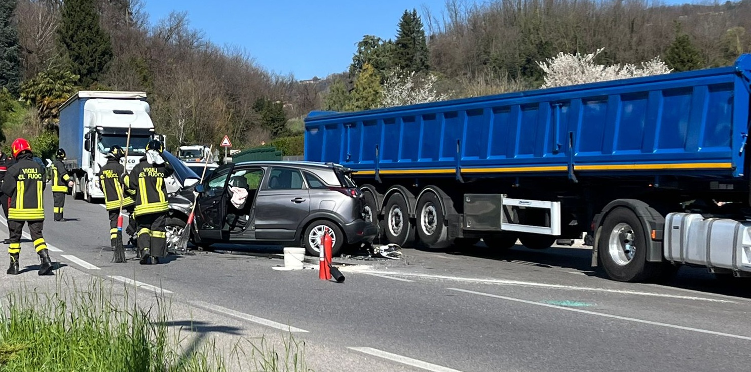 OlgiateFrontaleAuto3.jpg (421 KB)