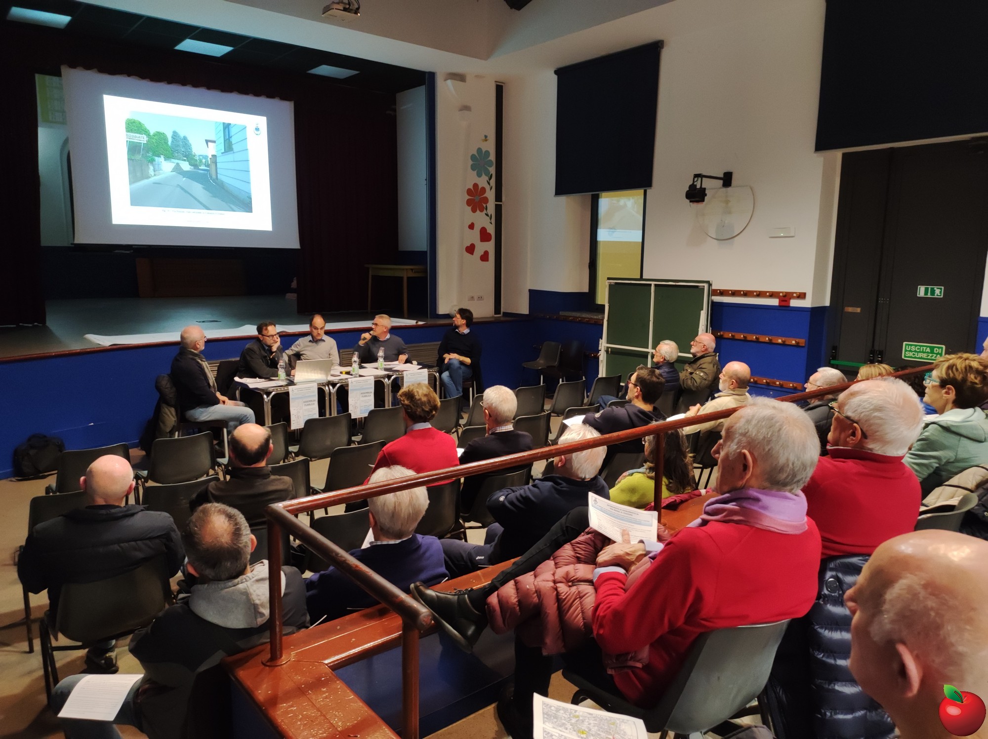 PadernoLavoriViaPozzoni__4_.jpg (495 KB)