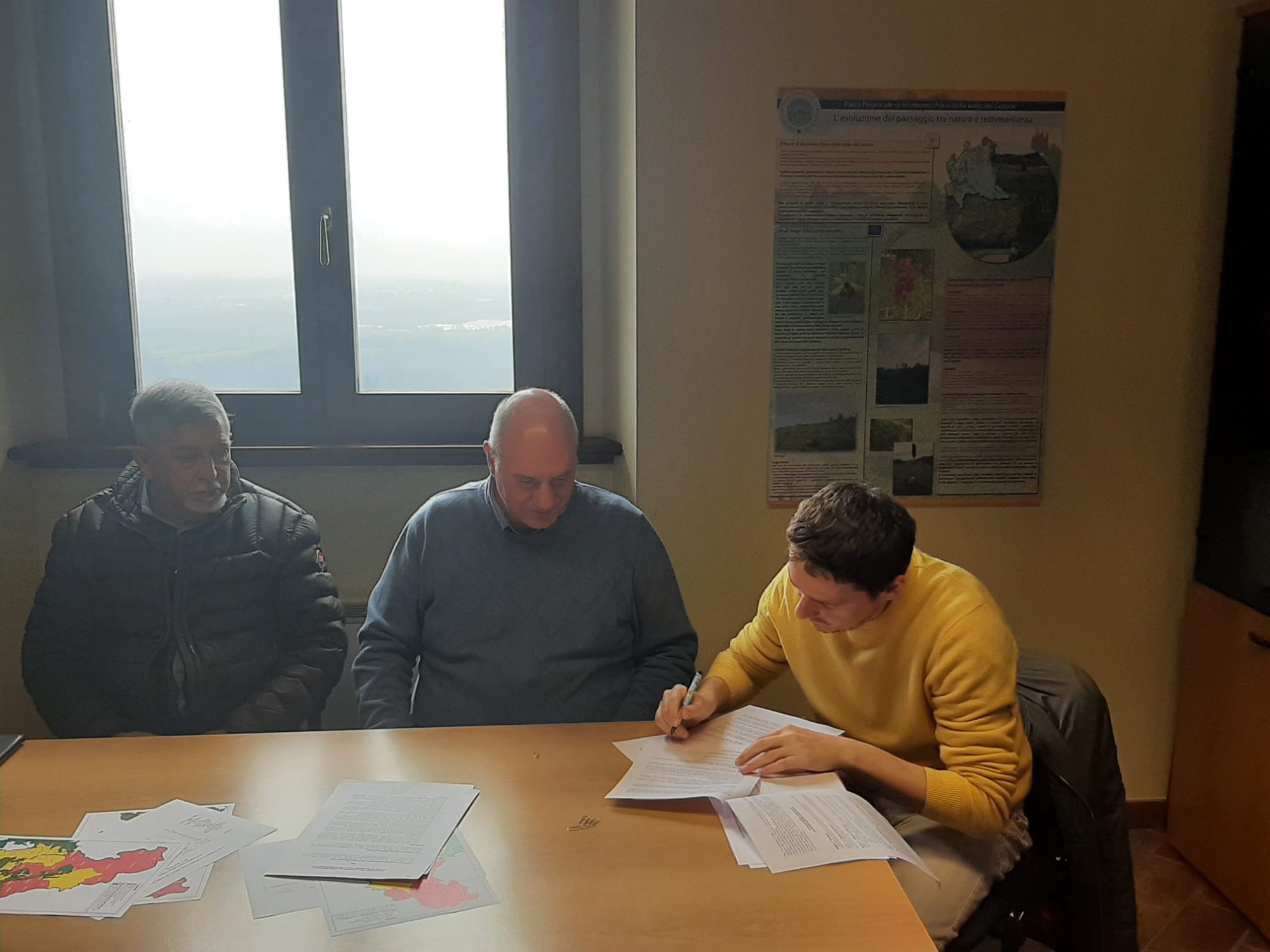 ParcoCuroneConferenzaStampa2.jpg (319 KB)