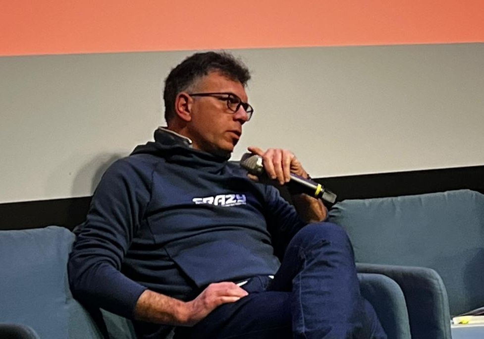 SMottaBG.jpg (125 KB)