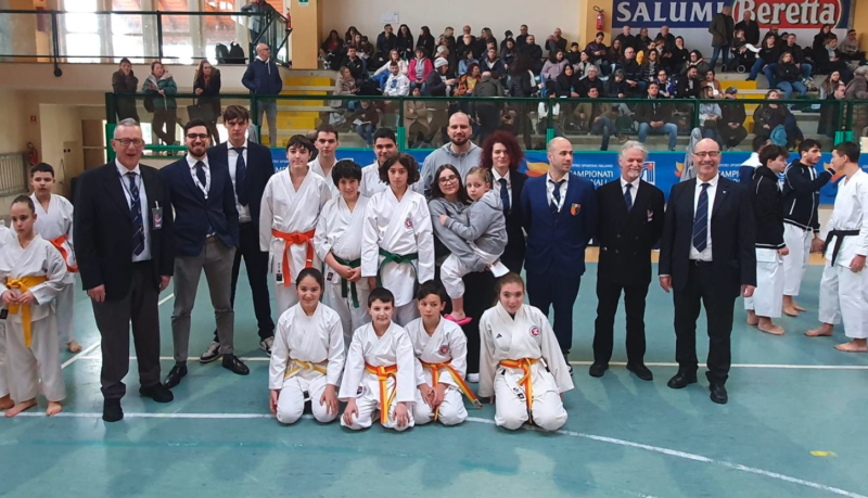 sankukai_belotti.png (647 KB)