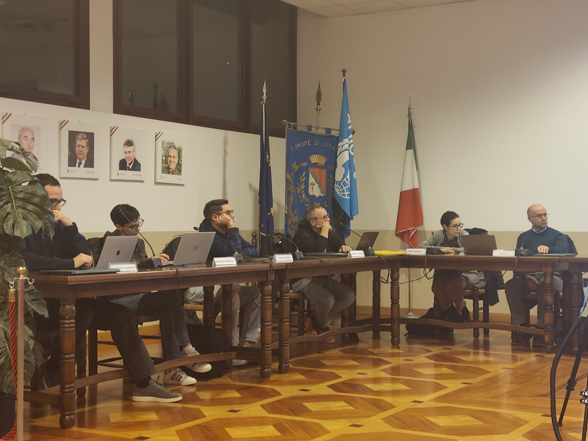 CcLomagnaIstruzione__4_.jpg (470 KB)