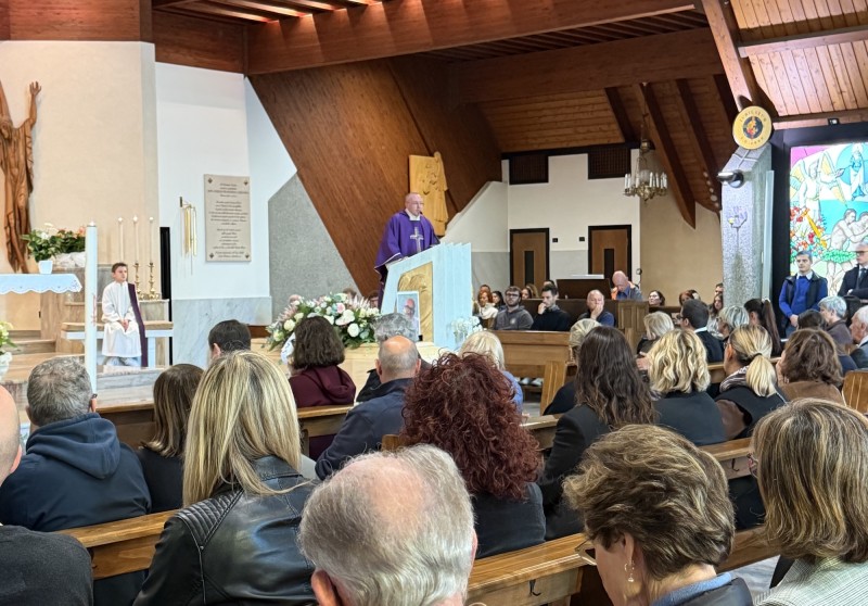 Novate_funerale_Maggioni1.jpeg (133 KB)