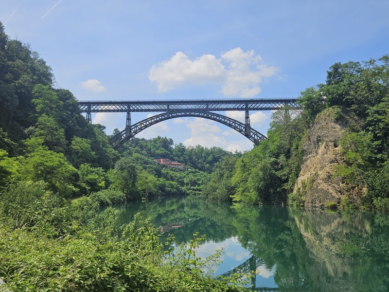 Ponte_di_paderno.jpeg (166 KB)
