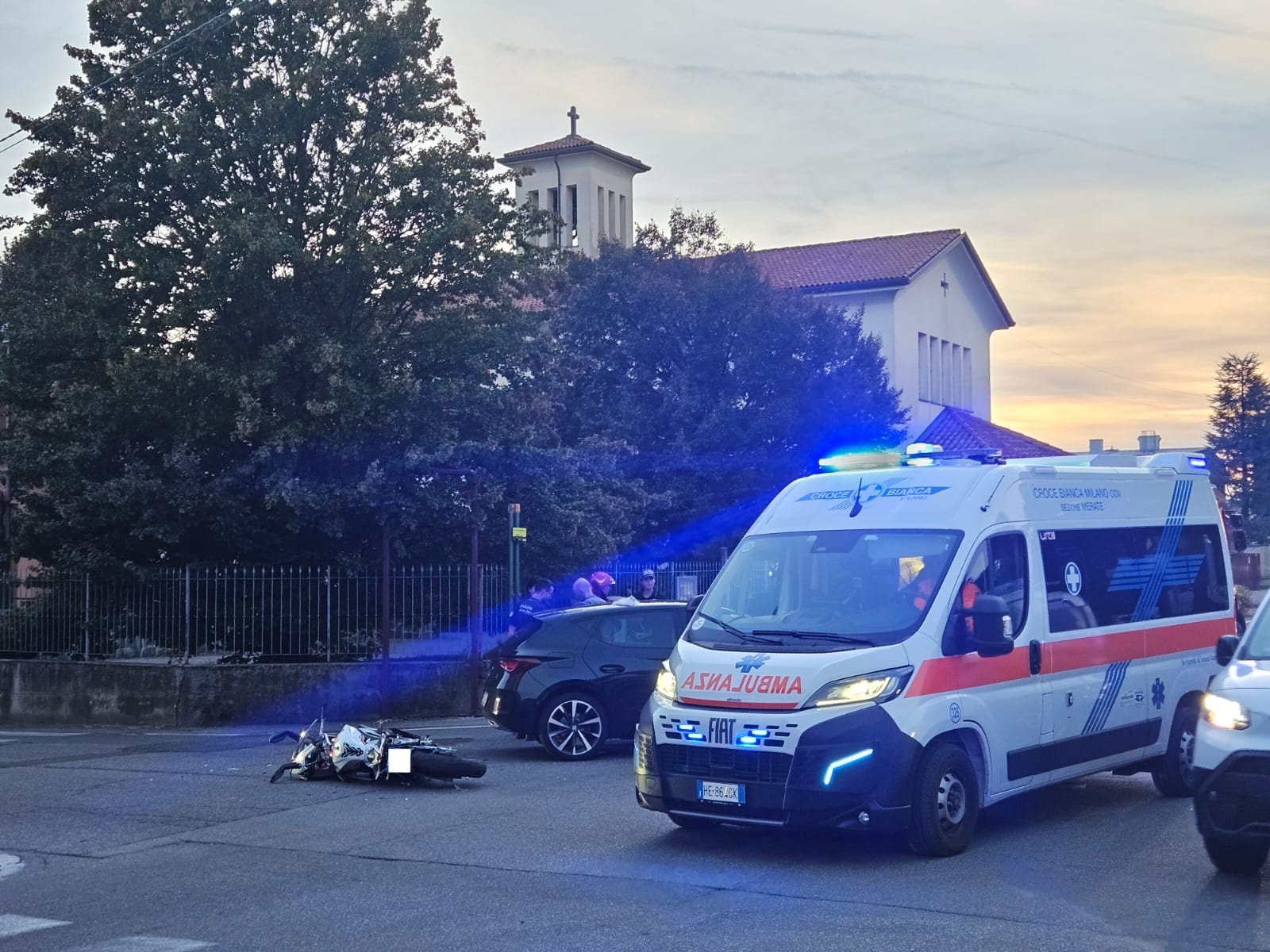 Brugarlo_incidente_semaforo4.jpeg (502 KB)