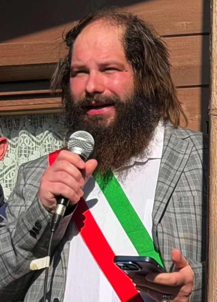 EfremBrambillaSantaMaria.jpg (116 KB)