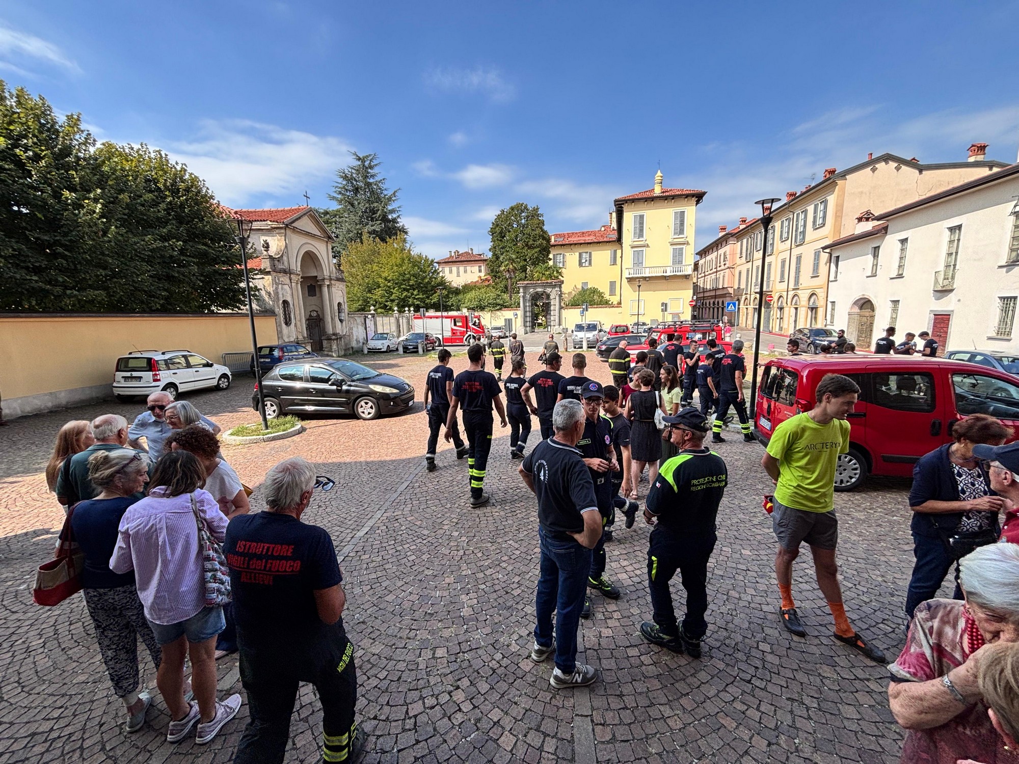 MessaVigilidelFuoco__7_.jpg (954 KB)