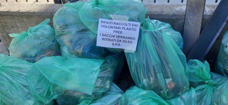 PlasticFreeAiruno__2_.jpg (83 KB)