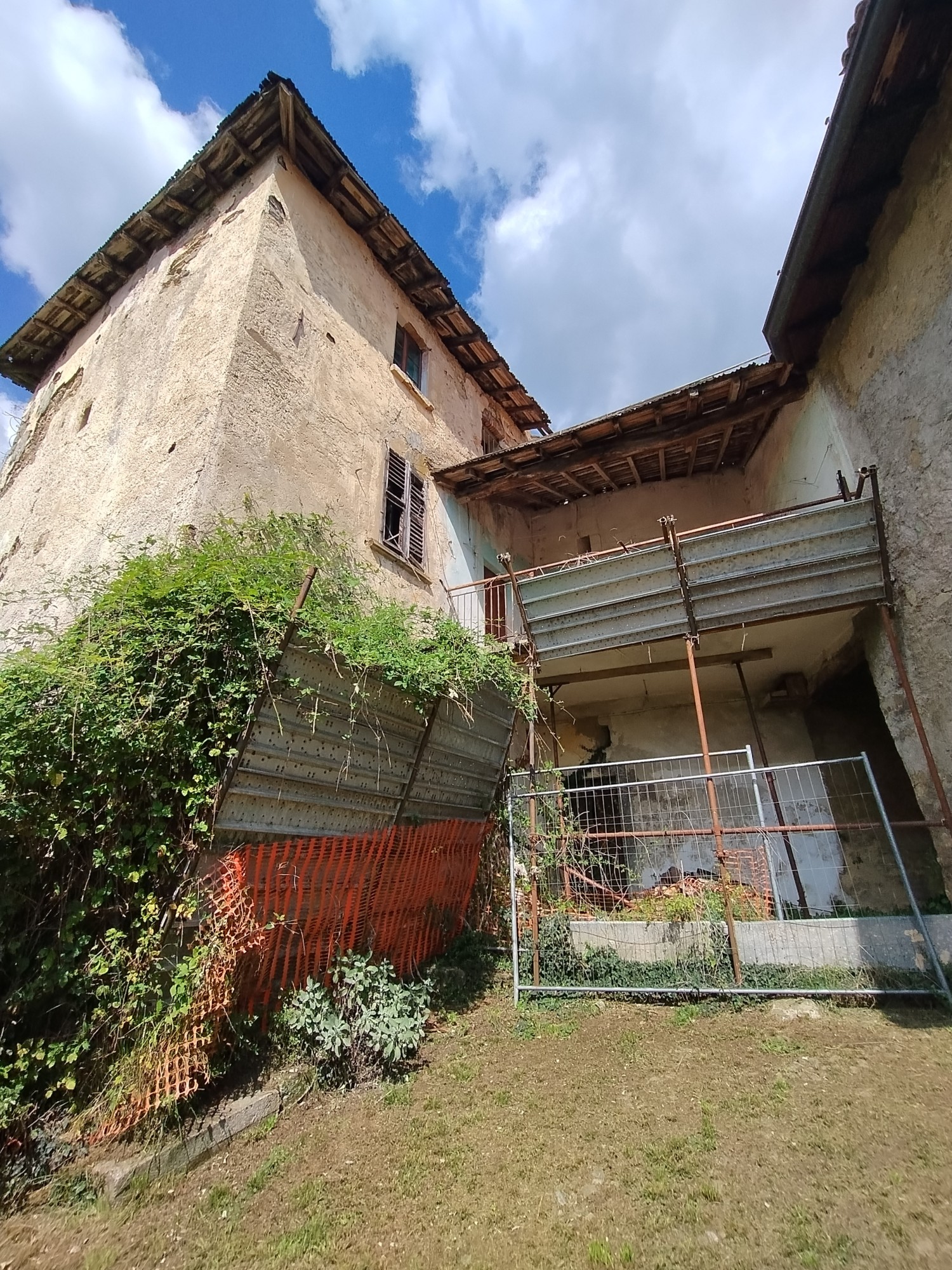 mondonicosegnalazioni__3_.jpg (919 KB)