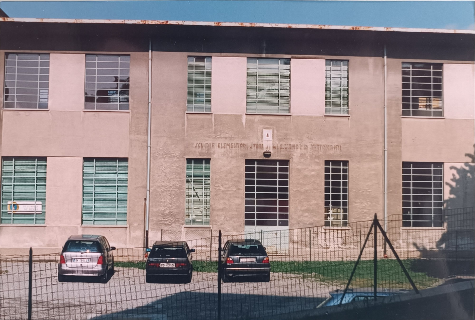 A__0104_.jpg (454 KB)