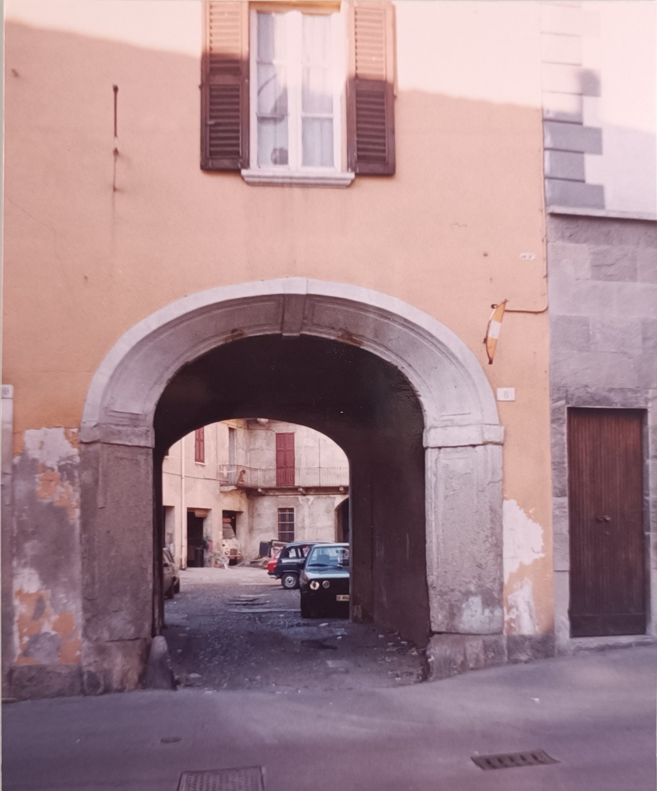 A__0115_.jpg (236 KB)