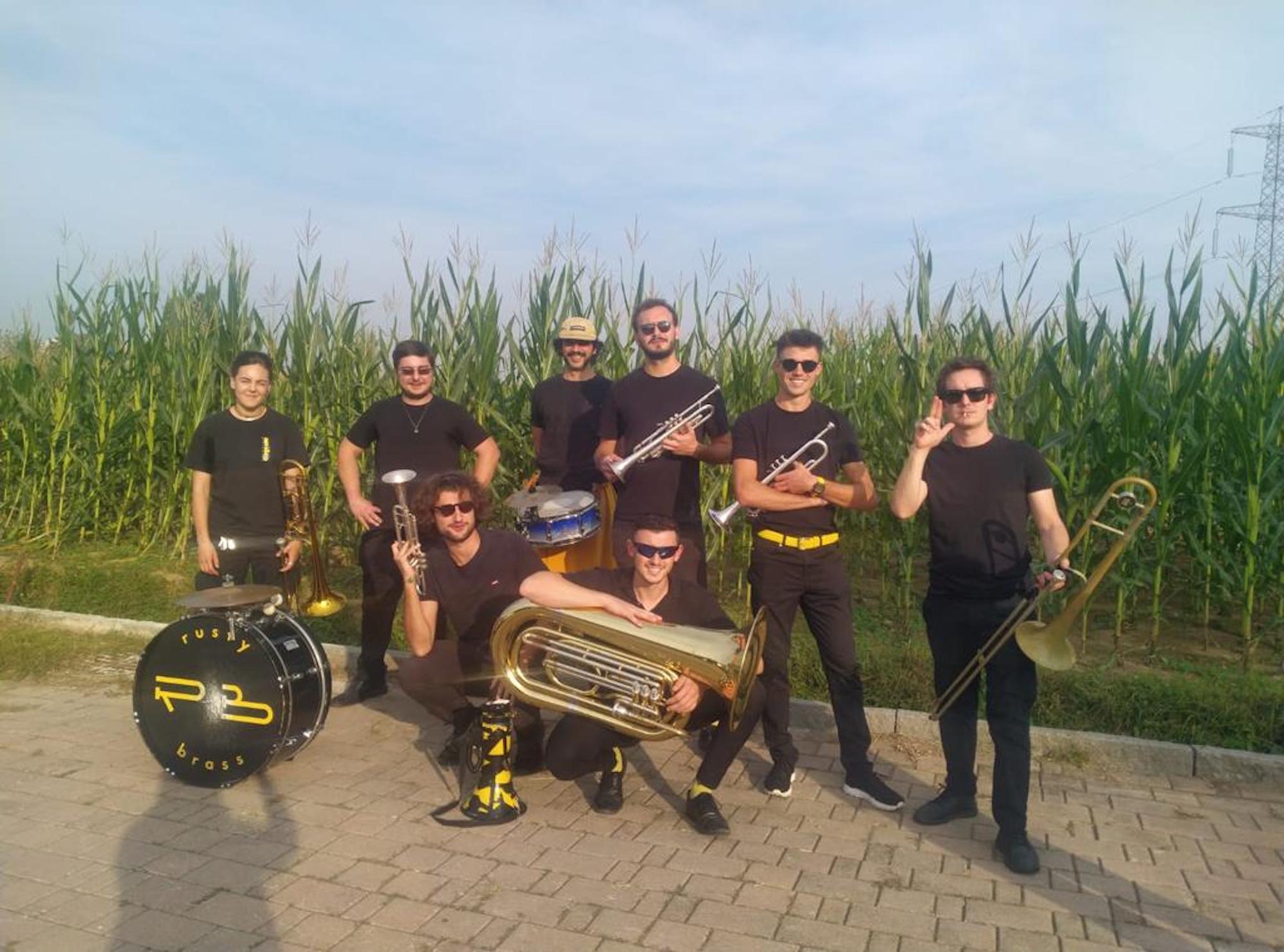 La_Rusty_Brass_Band.jpg (278 KB)