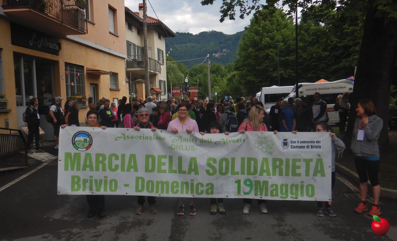 BrivioMarciaSolidarieta24.jpg (410 KB)