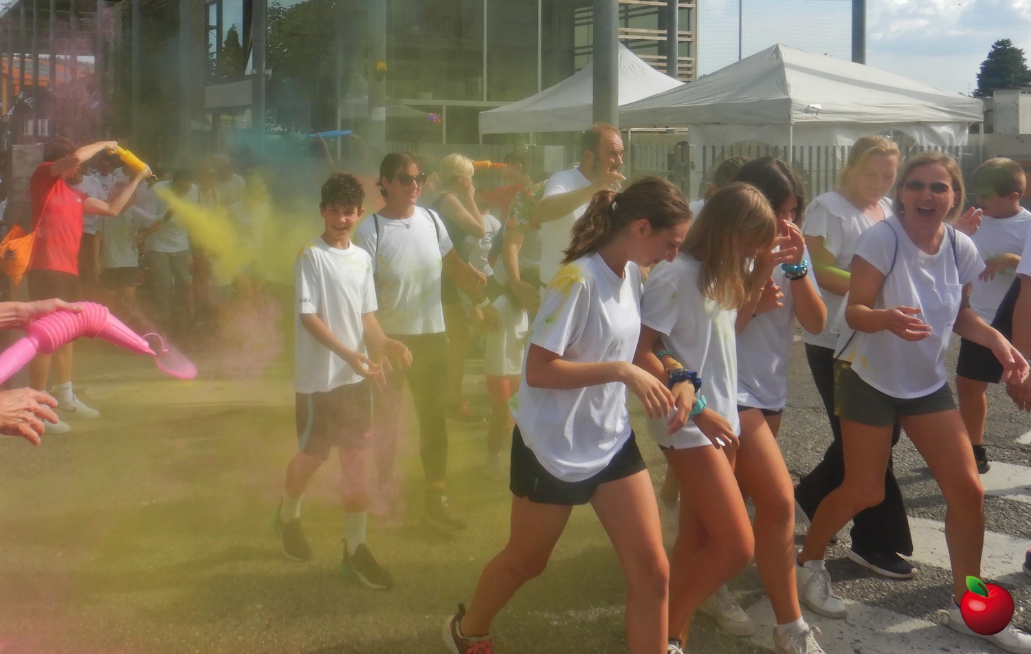 OlgiateColoRun16.jpg (341 KB)