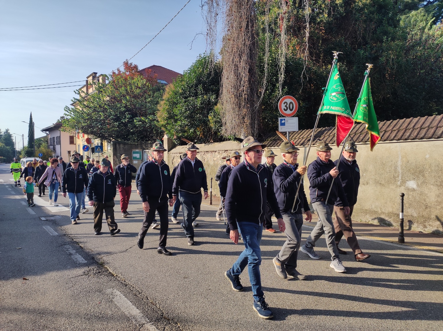 4_novembre_paderno_e_robbiate__14_.jpg (960 KB)