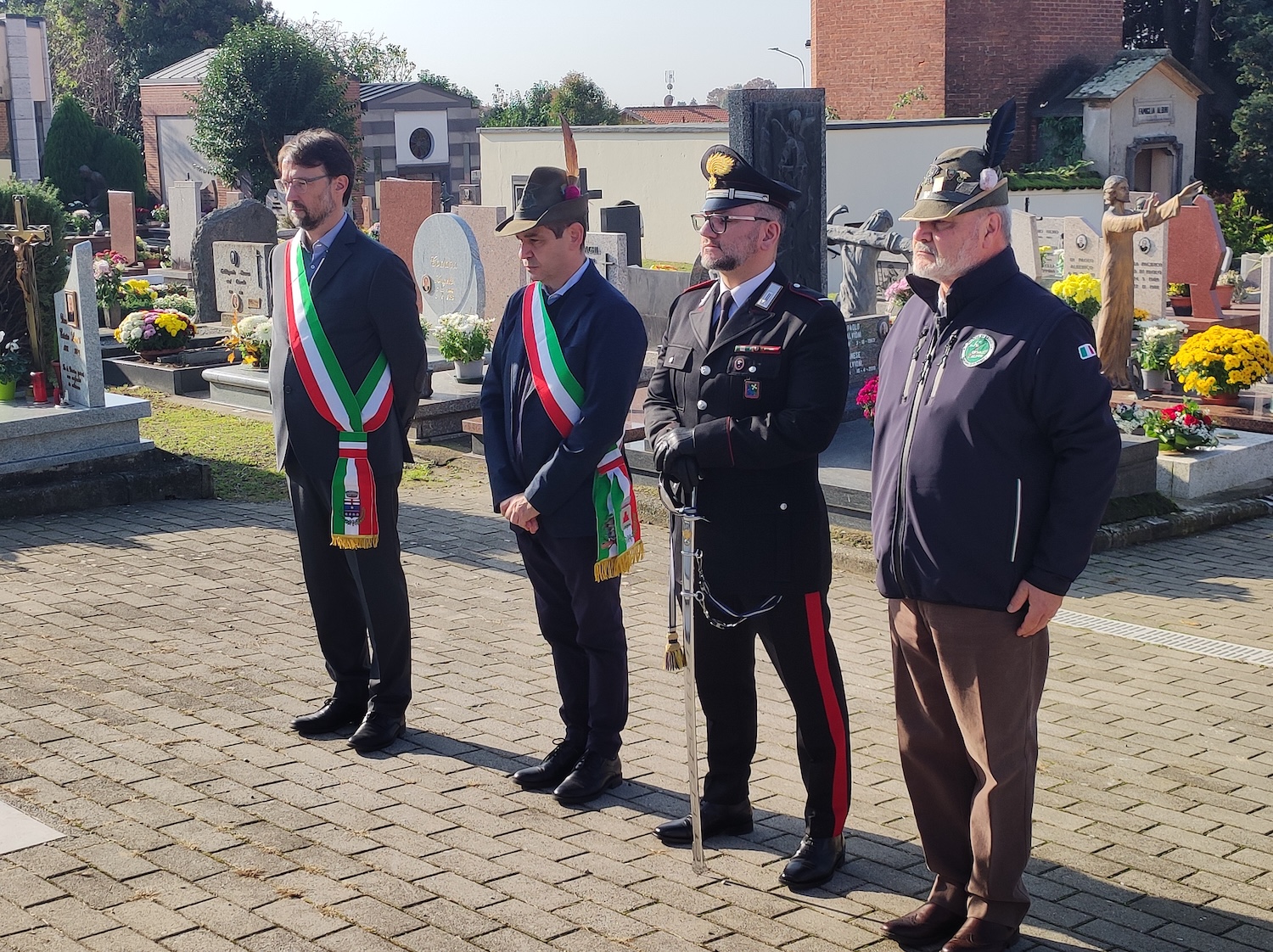 4_novembre_paderno_e_robbiate__44_.jpg (853 KB)