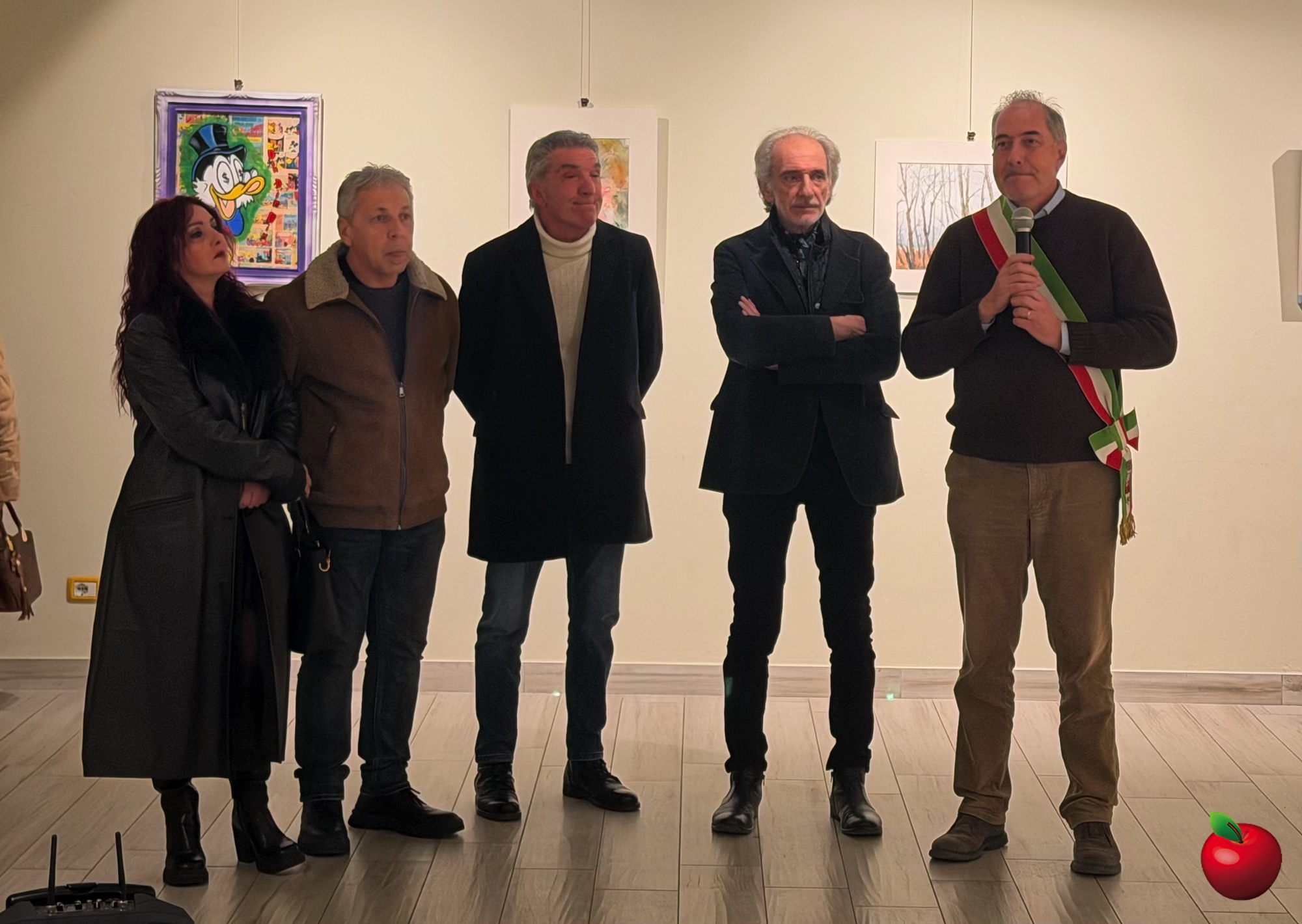 Arlate_mostra_Valentina2.jpg (592 KB)