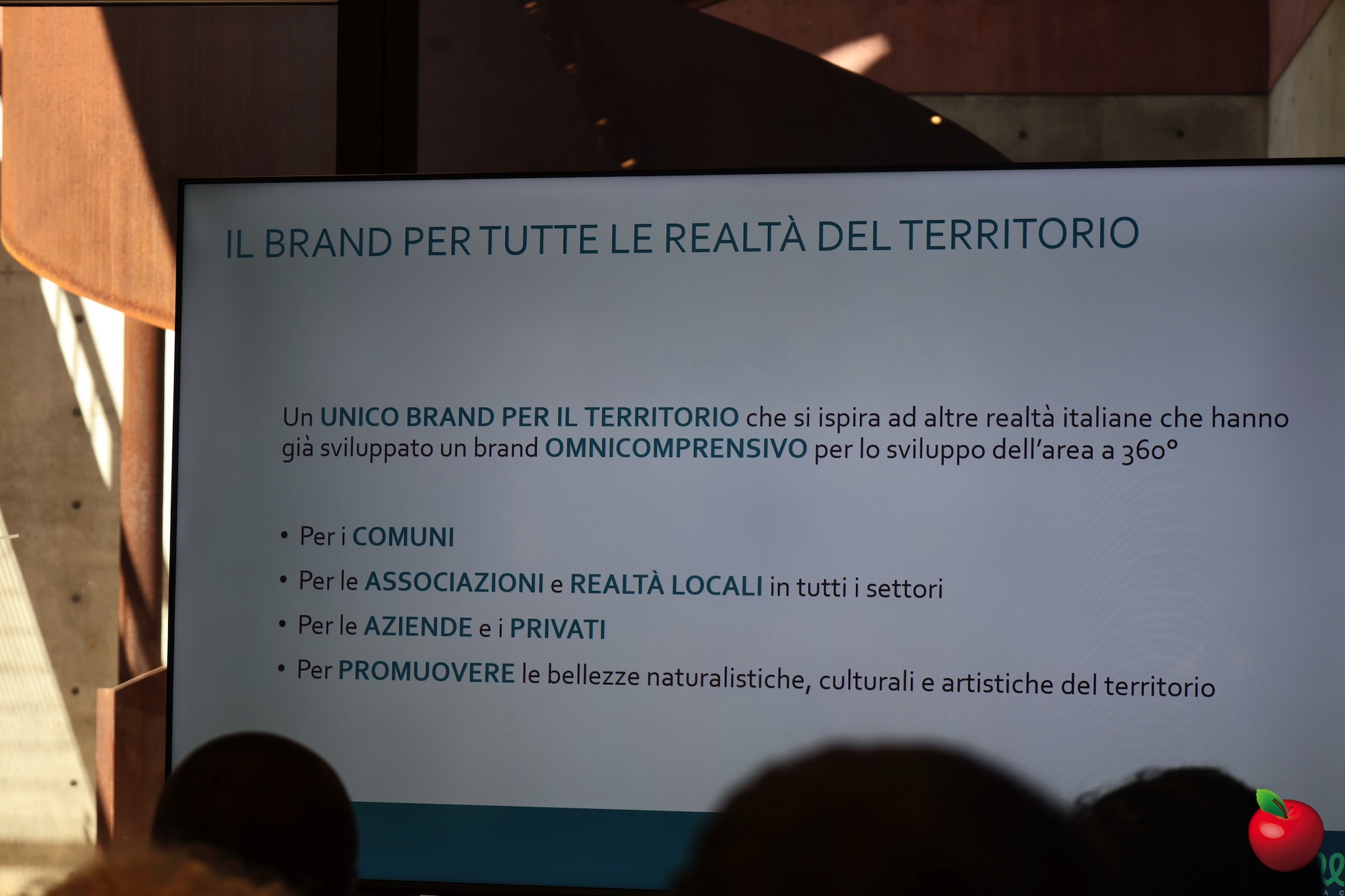 Brand_Territoriale17.jpg (410 KB)